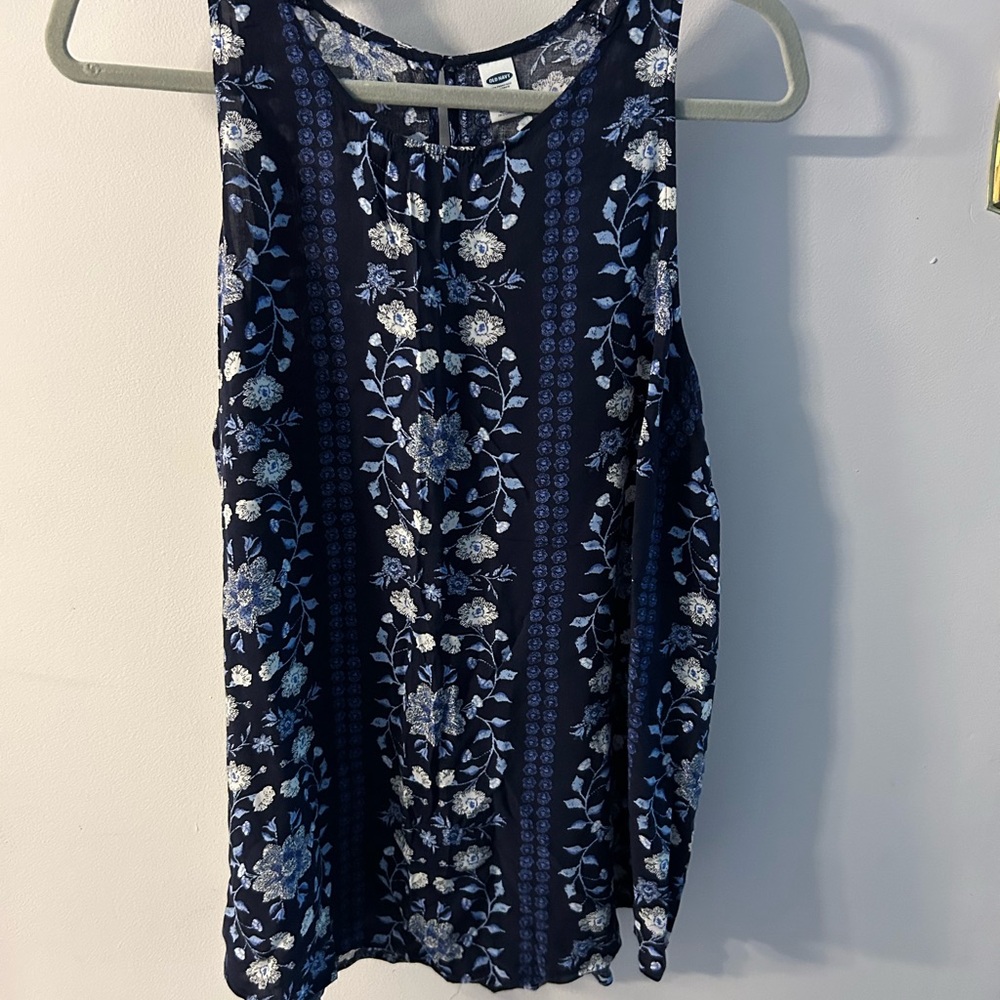 Old Navy Blue and White Sleeveless Tank Top